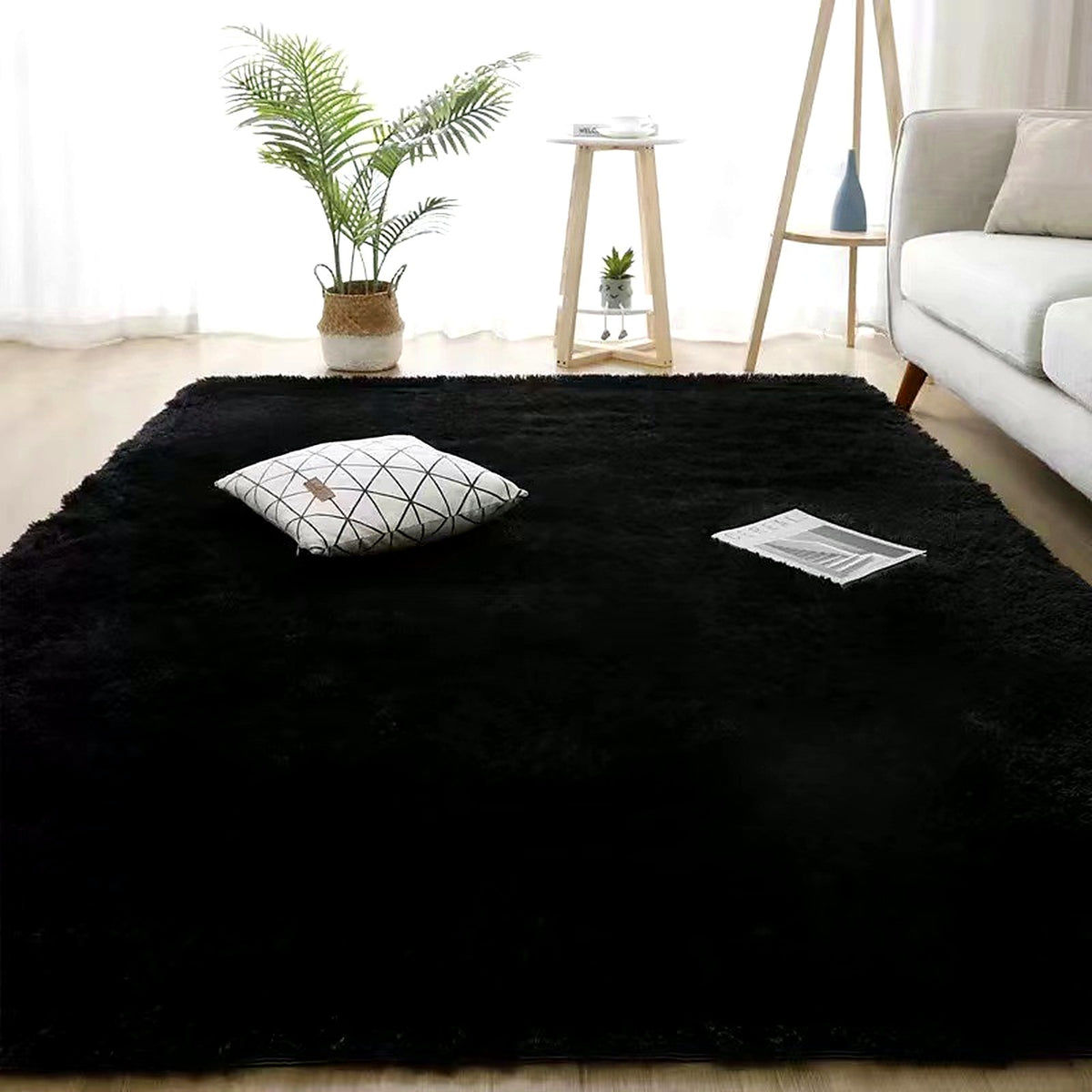 Tapis shaggy AUBRYNE coloris Noir