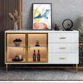 Buffet AUBRYNE cannelé blanc et doré, vitrine éclairée LED