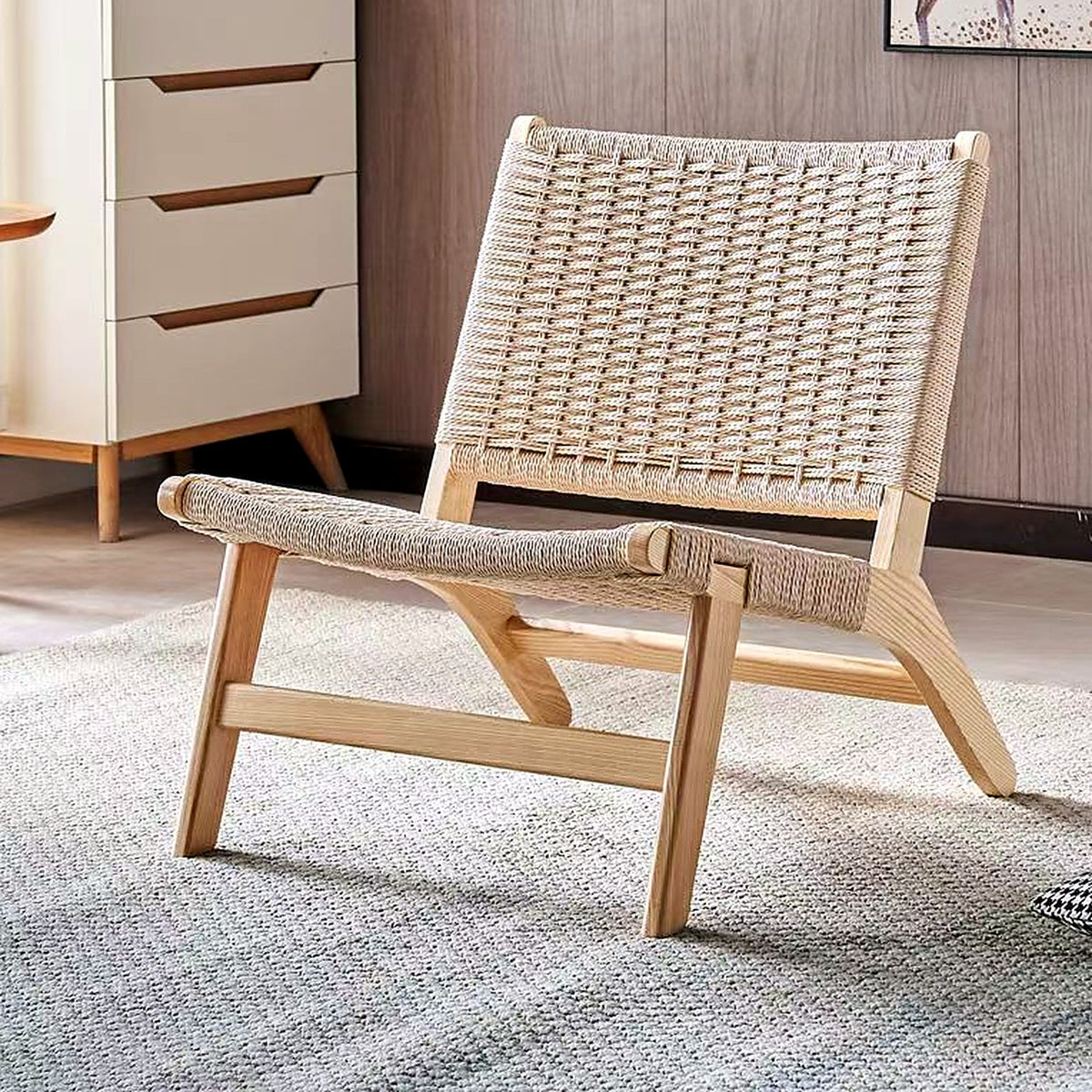 Chaise lounge en bois naturel et corde tressée