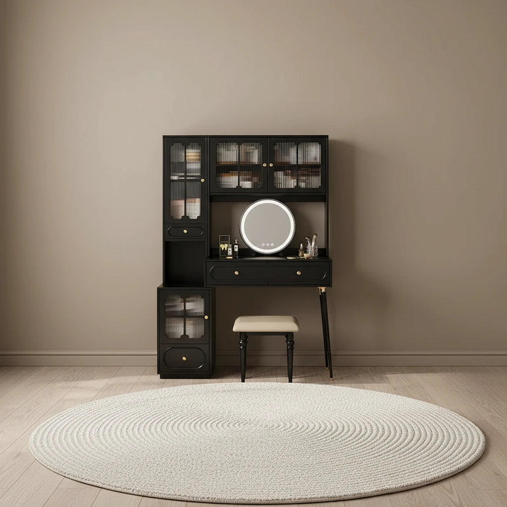 Coiffeuse noire style français avec vitrine – mise en scène