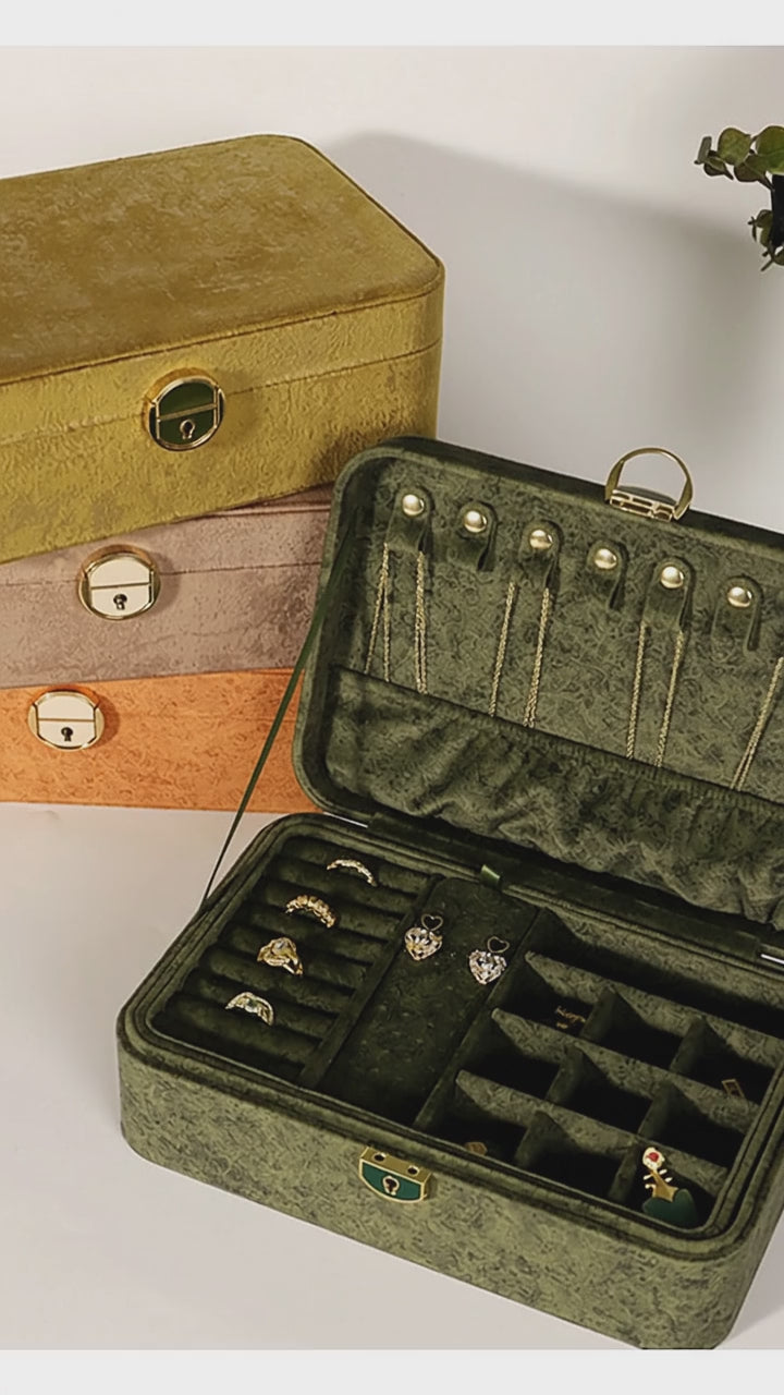 Vidéo du coffret à bijoux en velours AUBRYNE